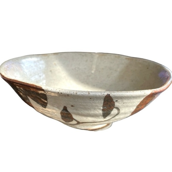 Vintage Japanese Handmade Ceramic Bowl, Unmarked with Earthy Tones - Picture 3 of 10